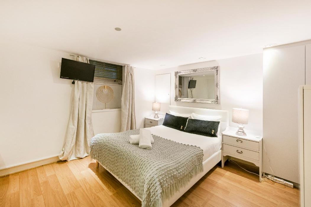 Hébergement de vacances Covent Garden Townhouse Magical & Charming 8 *